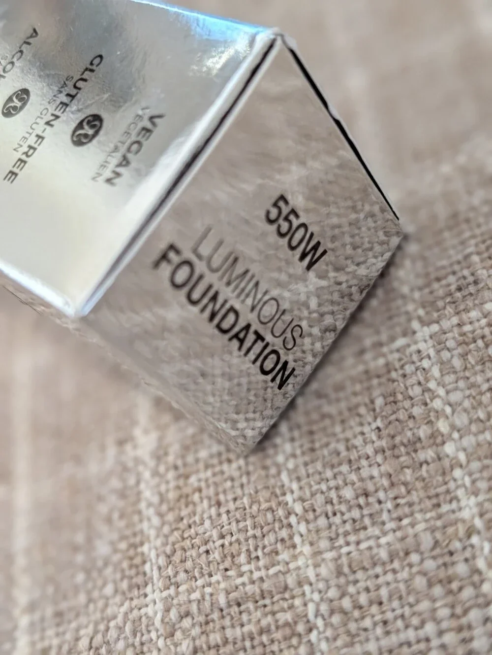 Anastasia Beverly Hills new box